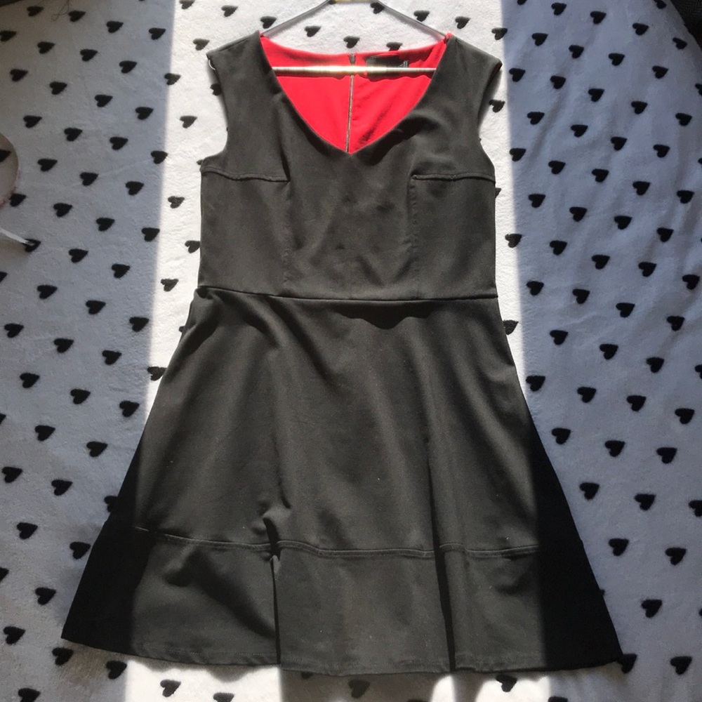 Cynthia Rowley black v neck dress